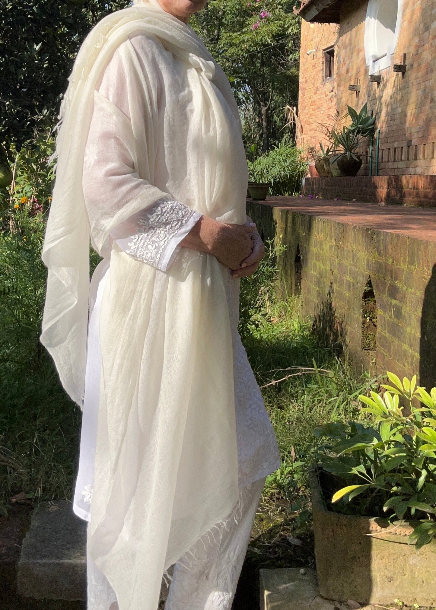 Premium White Pure Cashmere Wrap - Handwoven Himalayan Luxury Scarf
