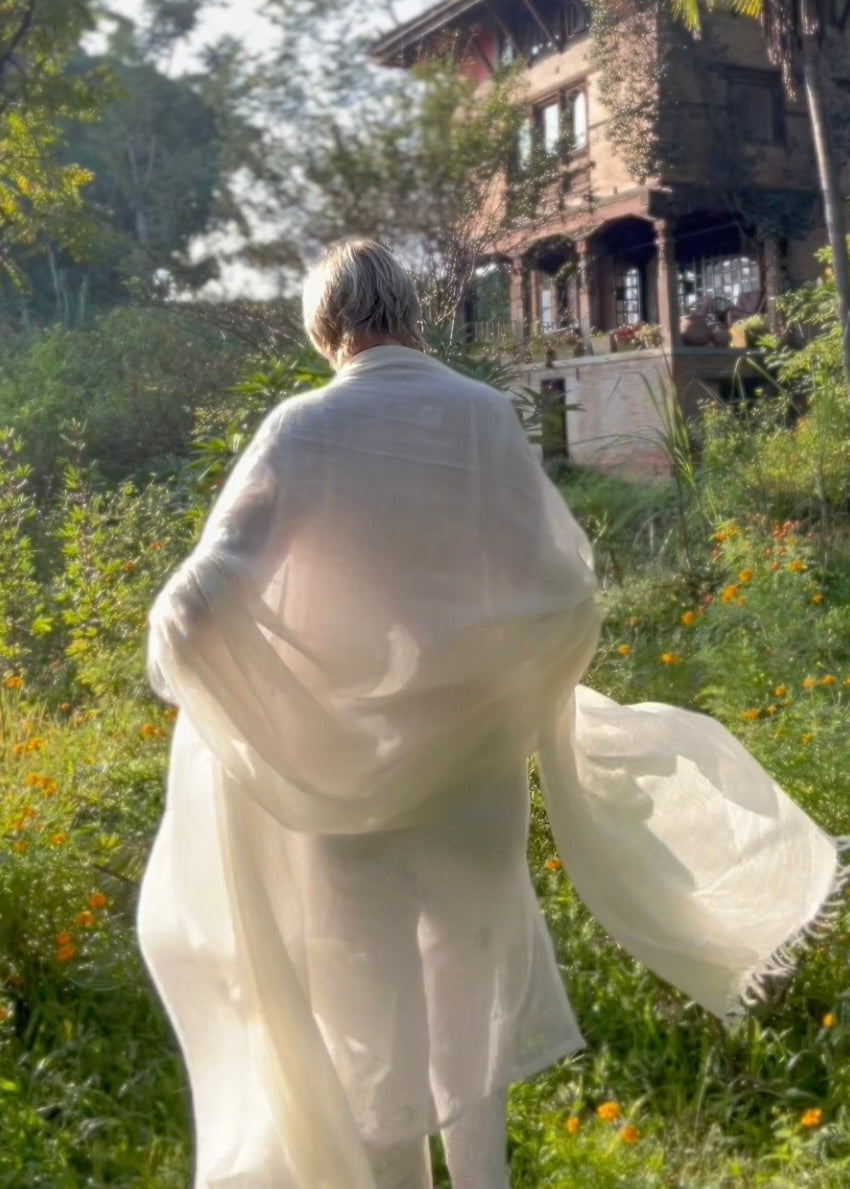 Premium White Pure Cashmere Wrap - Handwoven Himalayan Luxury Scarf