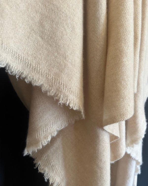 Cashmere Blanket Hand-loomed Cream - Cashmere Luxe