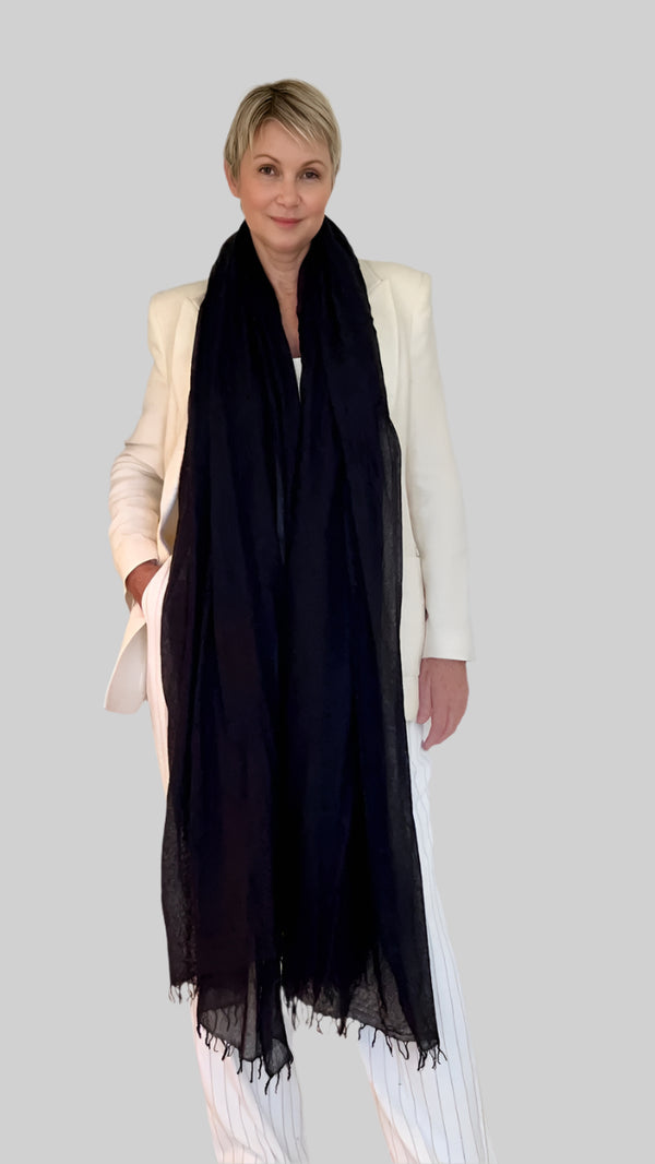 PURE CASHMERE WRAP BLACK - Cashmere Luxe