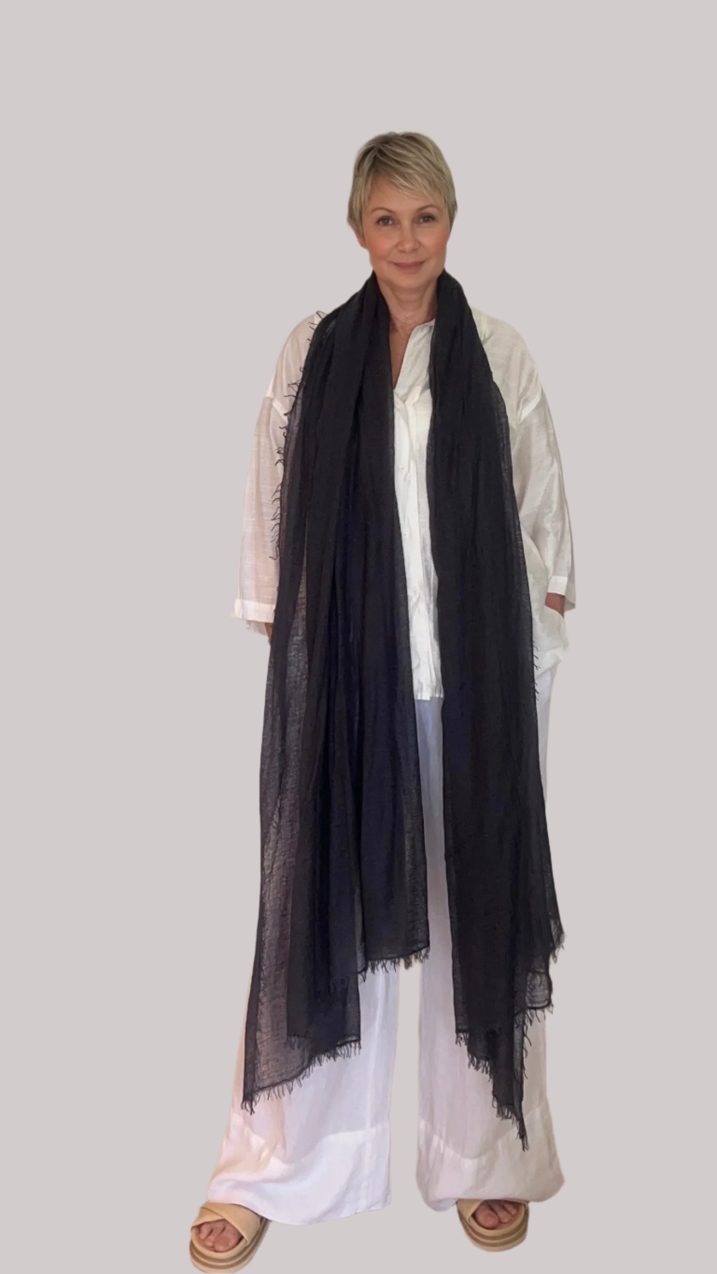 LIGHT-WEIGHT CASHMERE WRAP- CHARCOAL - Cashmere Luxe