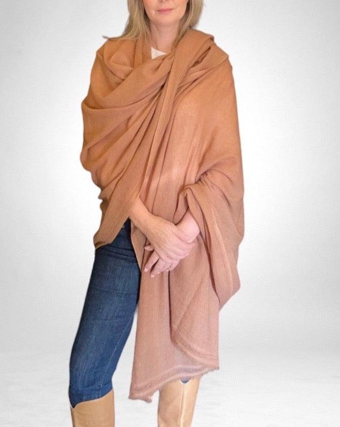 TRAVEL WRAP CAMEL - Cashmere Luxe