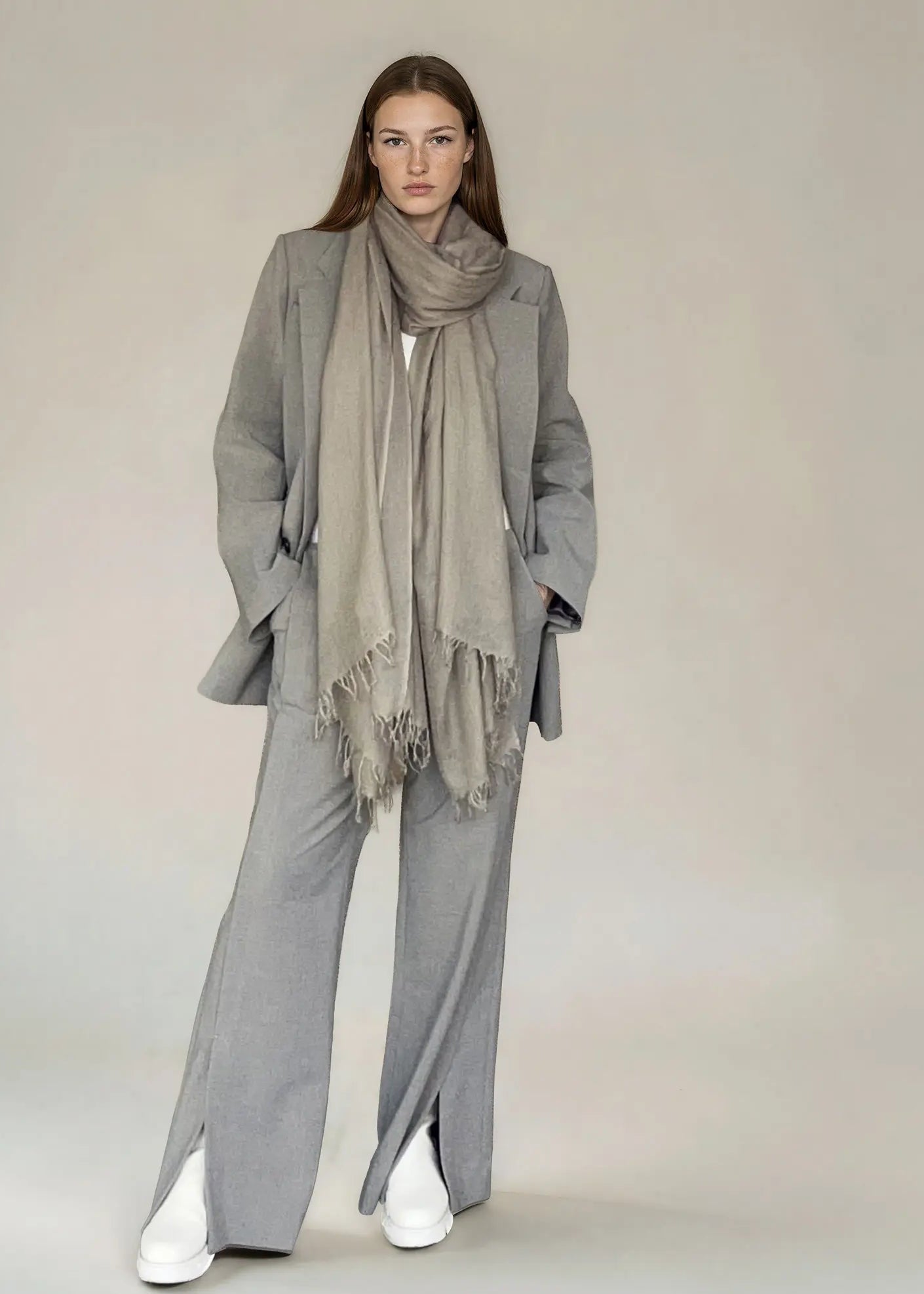 Taupe Cashmere Wrap – Handwoven Himalayan Luxury Shawl