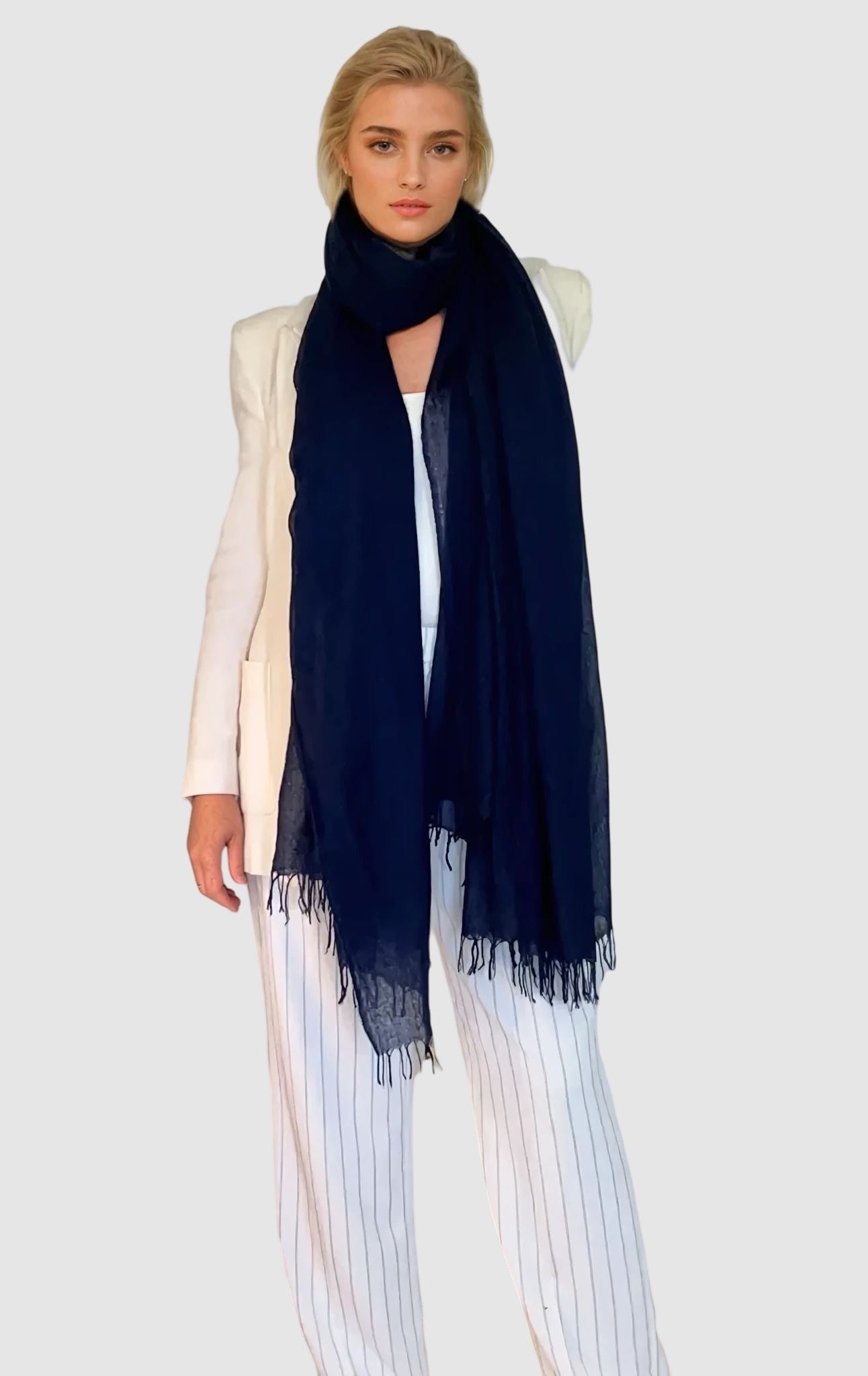 PURE CASHMERE NAVY WRAP