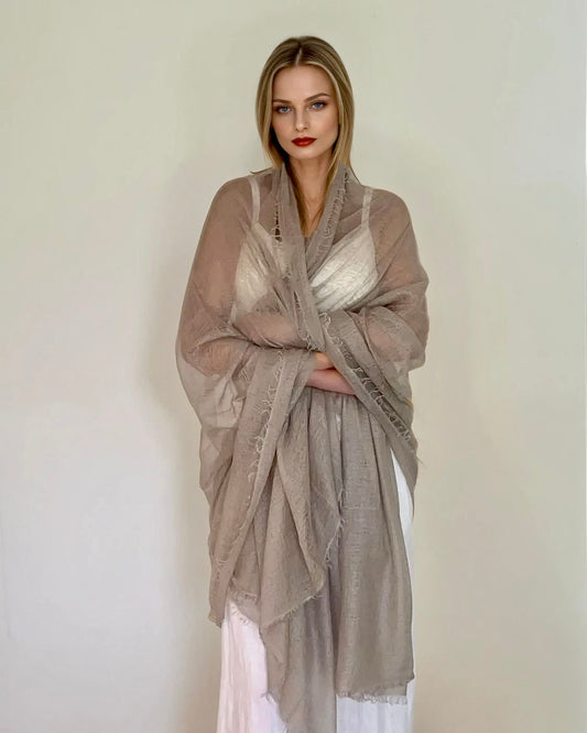 LIGHT WEIGHT CASHMERE WRAP - WARM GREY