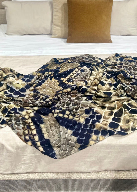 Snake Cashmere & Wool Bed Throw