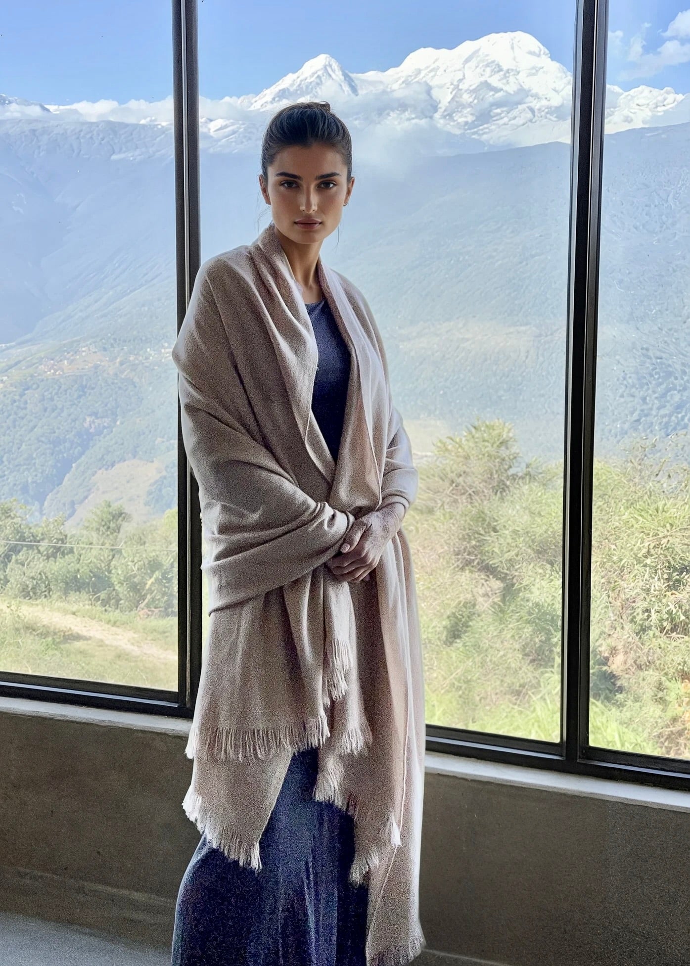 Heavyweight Plant-Dyed Cashmere Wrap - Natural