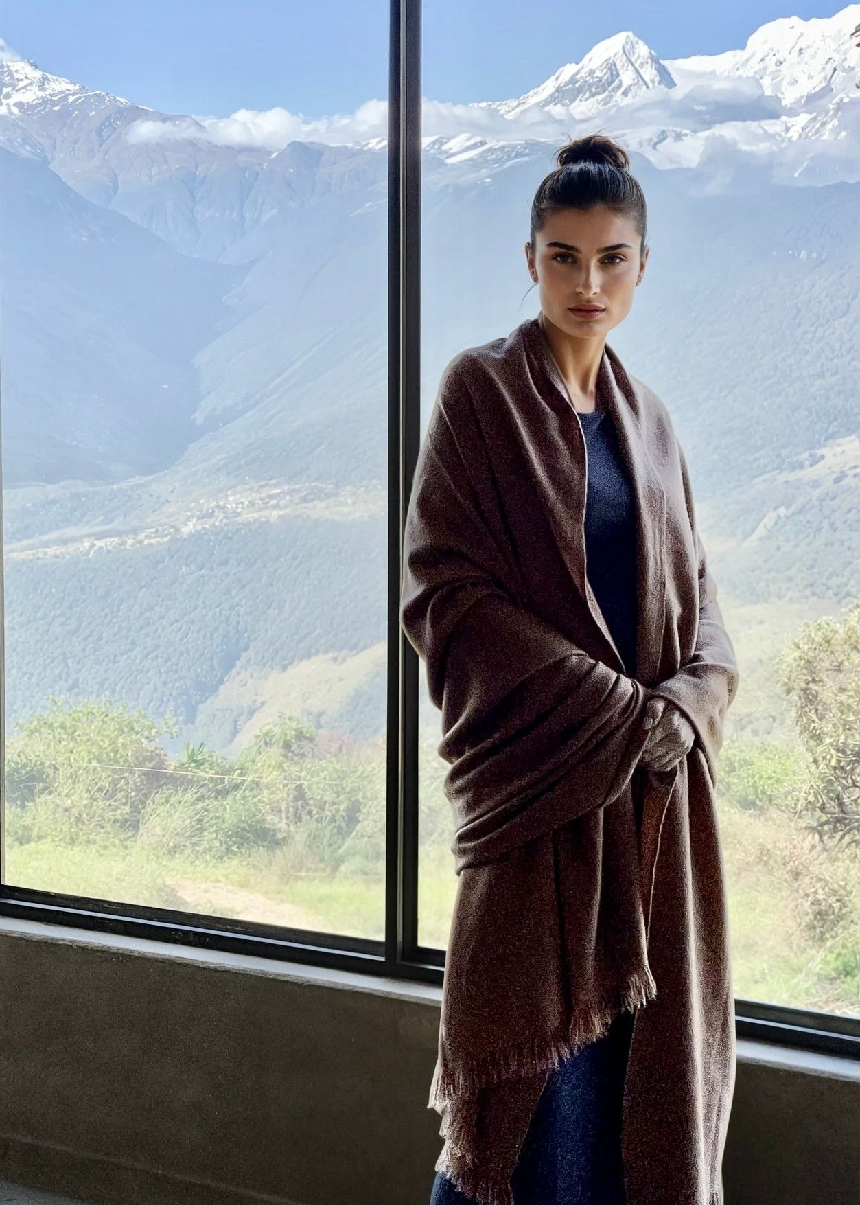 Heavyweight Plant-Dyed Cashmere Wrap | Tan