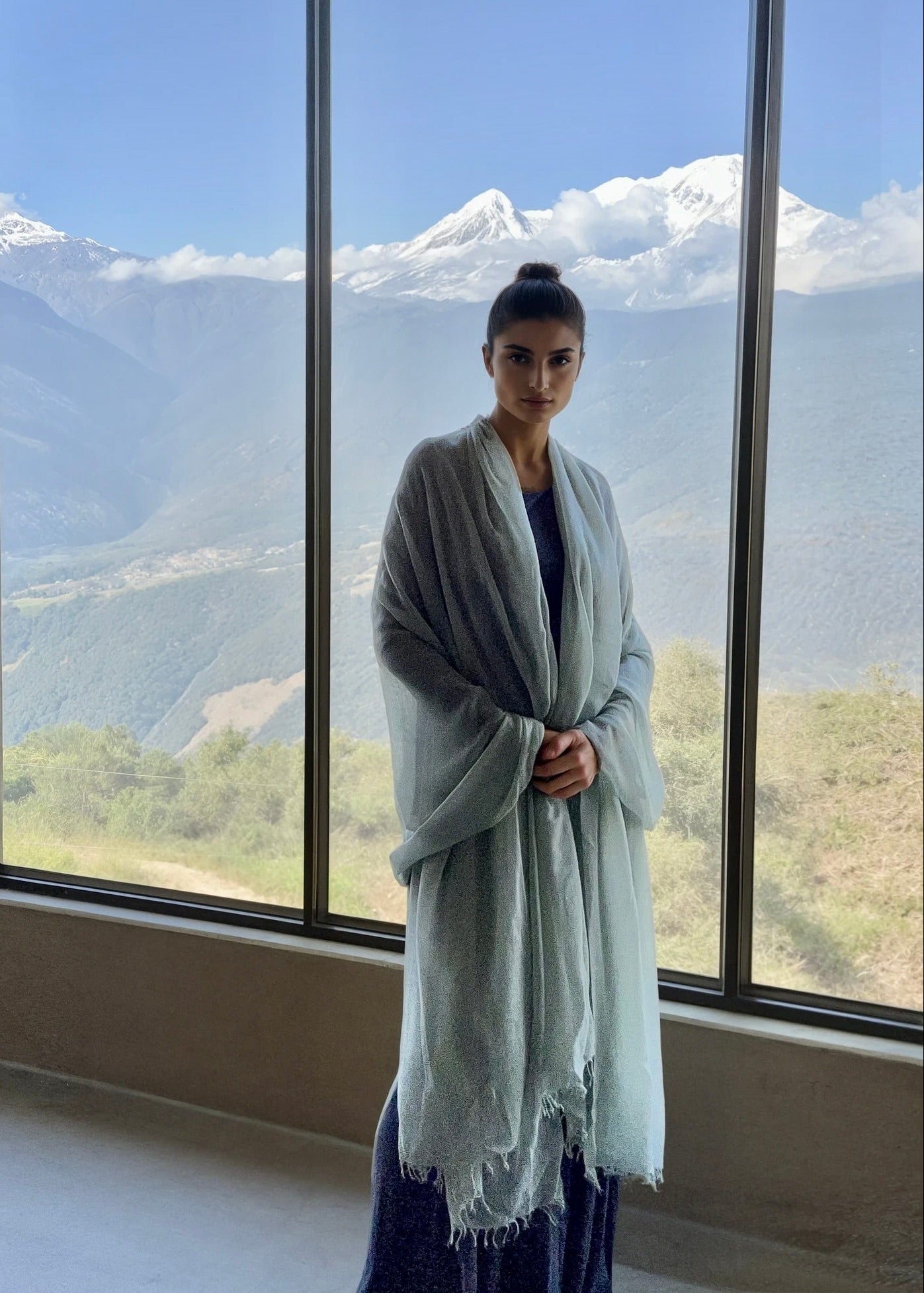 Premium Celadon Pure Cashmere Wrap - Handwoven Himalayan Luxury Scarf