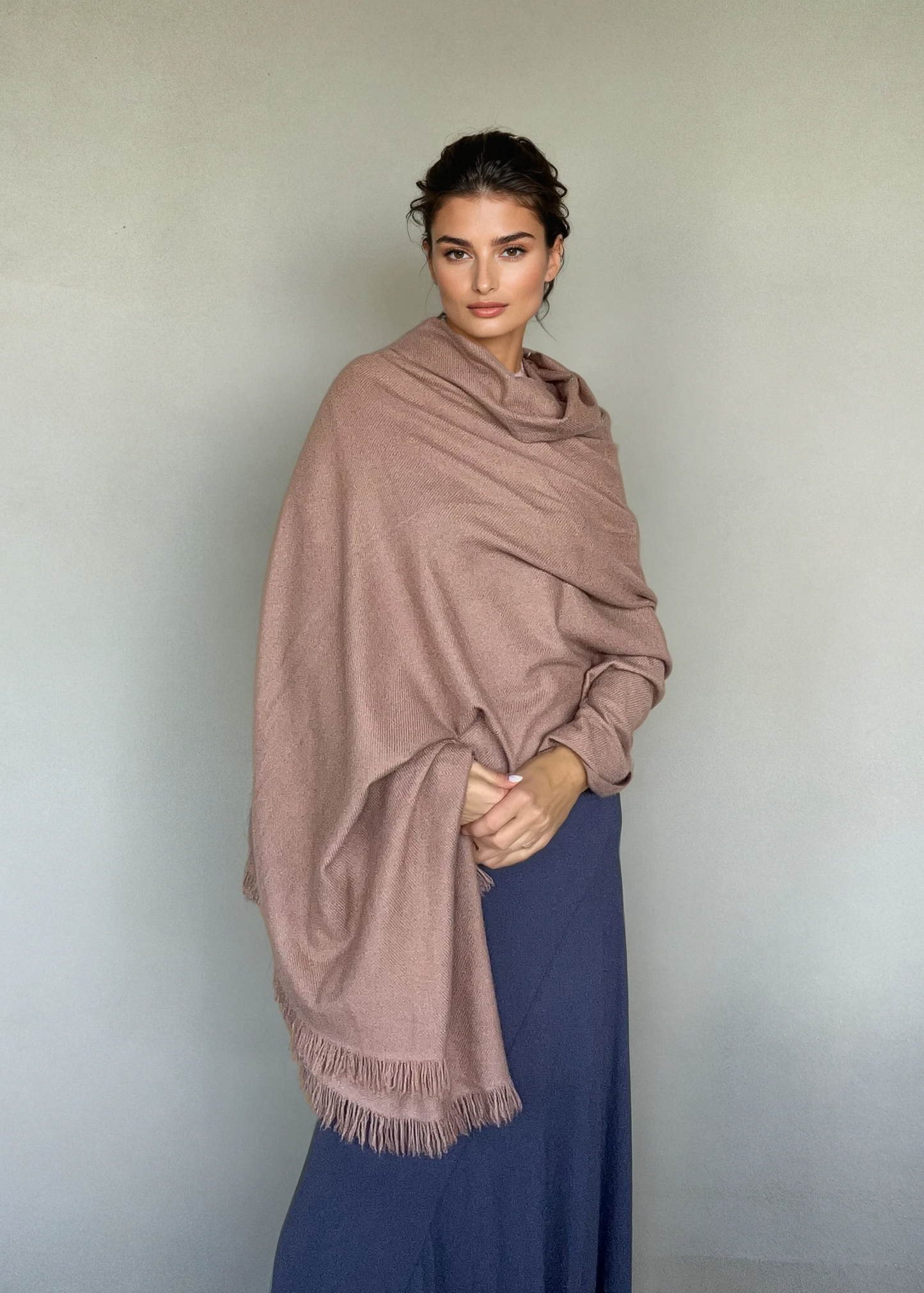 Heavyweight Plant-Dyed Cashmere Wrap | Tan