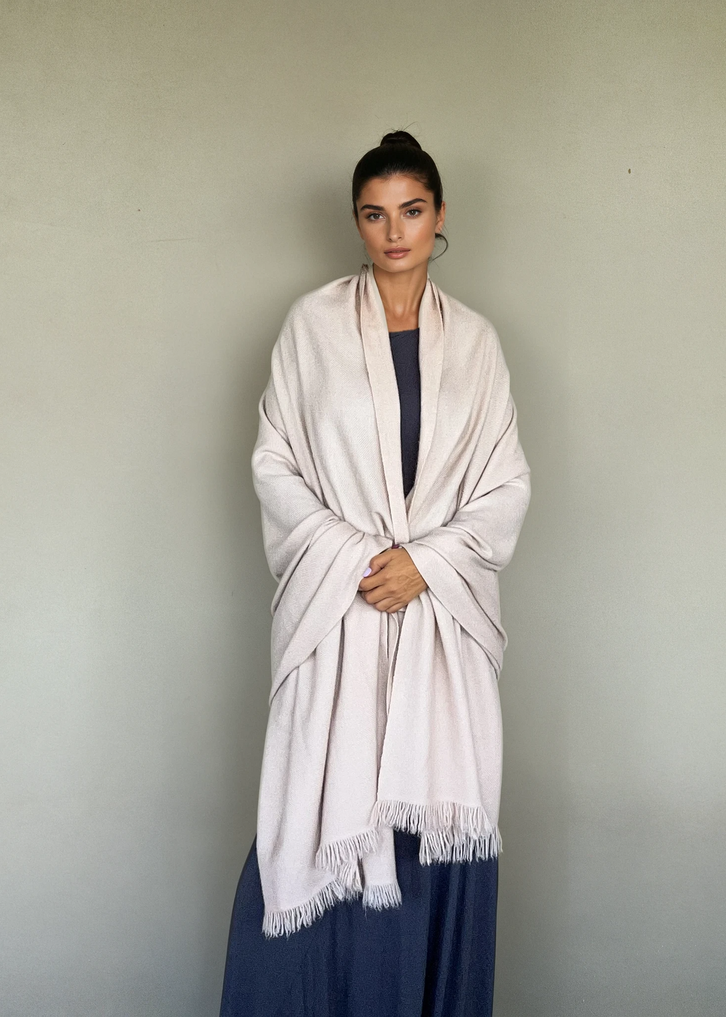 Heavyweight Plant-Dyed Cashmere Wrap - Natural