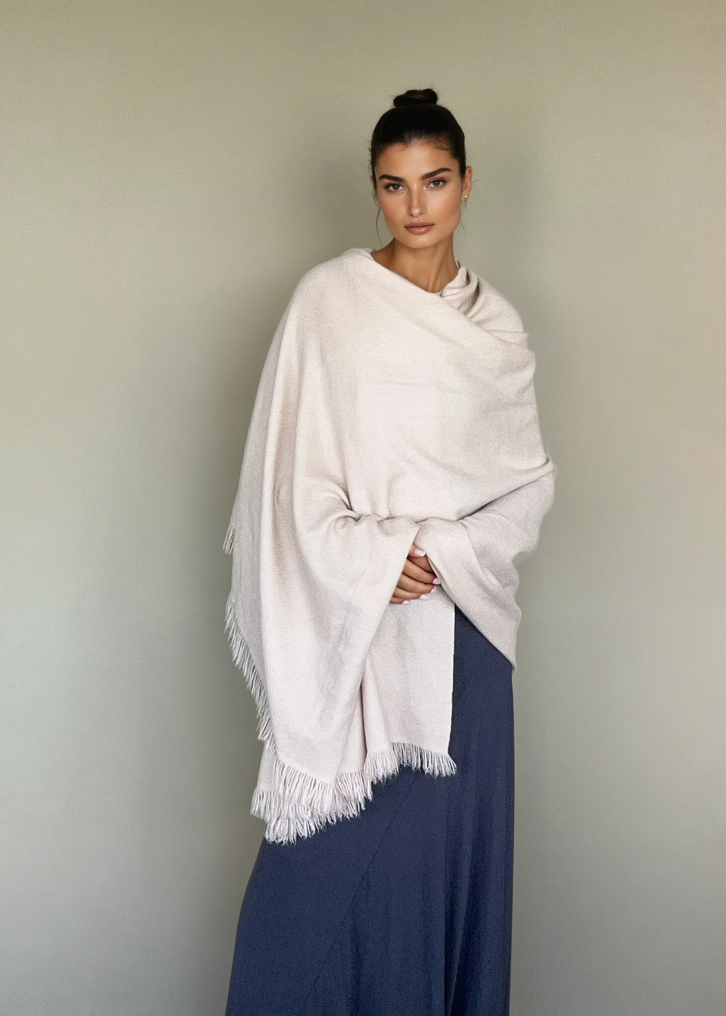 Heavyweight Plant-Dyed Cashmere Wrap - Natural