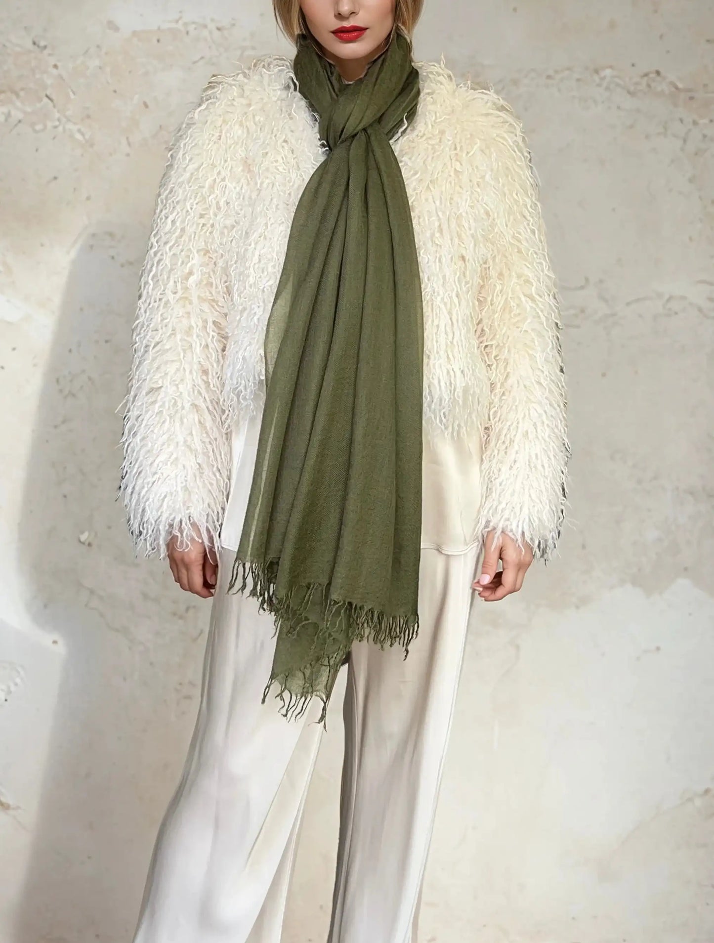 Olive Green Handwoven Cashmere Wrap | 100% Pure Himalayan Cashmere