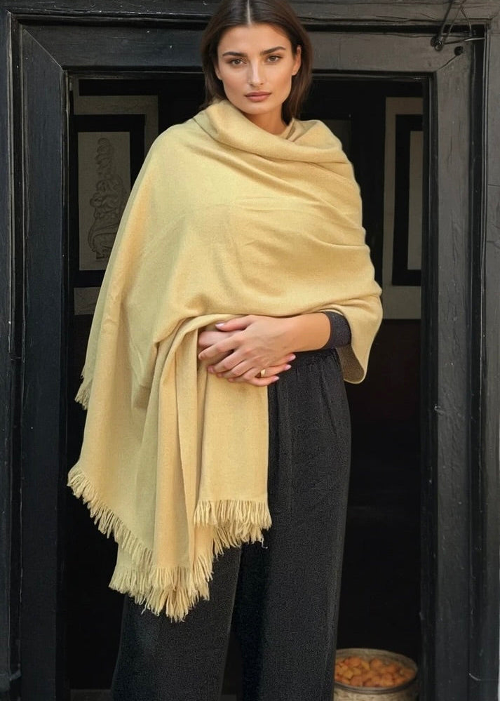 Heavyweight Plant-Dyed Cashmere Wrap | Mustard