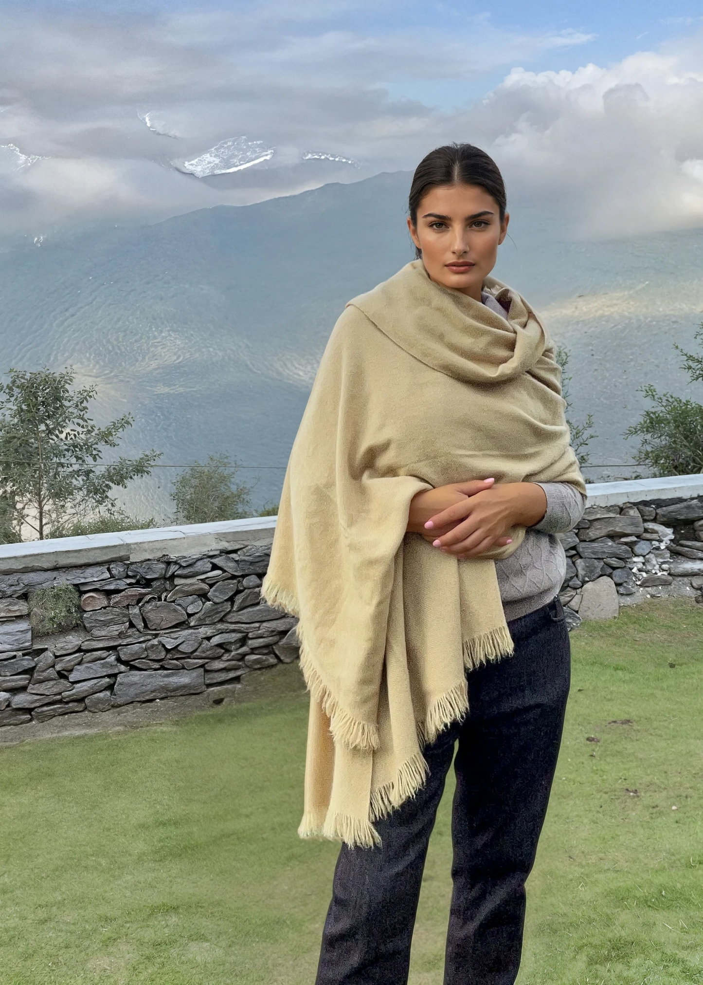 Heavyweight Plant-Dyed Cashmere Wrap | Mustard