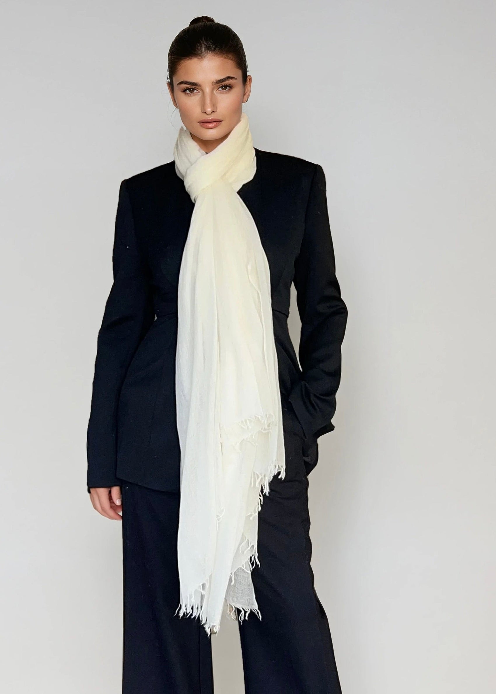 وشاح من الكشمير الأبيض الخالص | وشاح فاخر منسوج يدويًا