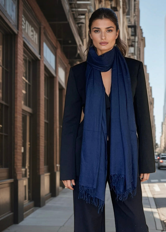 WRAP AUS REINEM KASCHMIR, MARINEBLAU