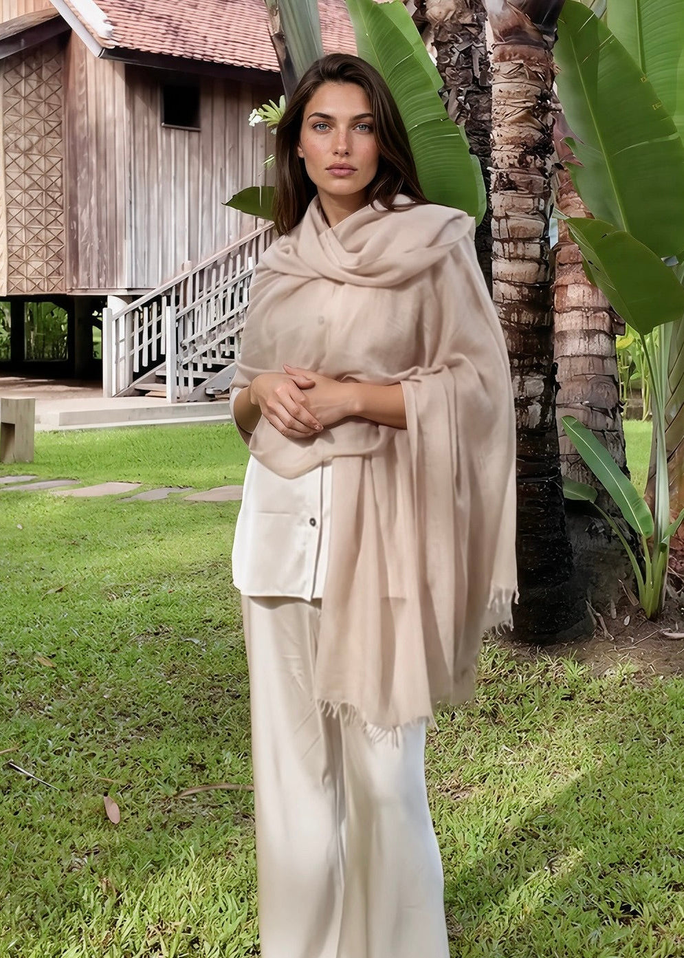 Premium Natural Cashmere Wrap – Handwoven Himalayan Luxury Shawl