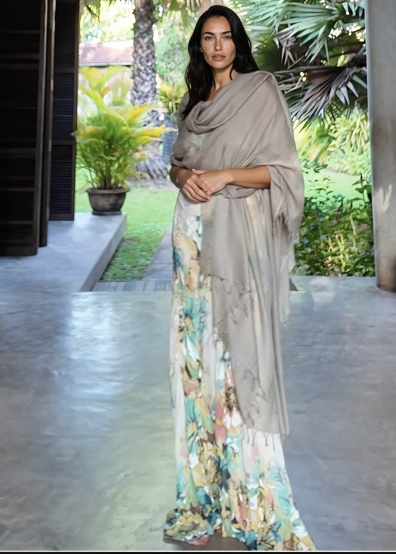 Taupe Cashmere Wrap – Handwoven Himalayan Luxury Shawl