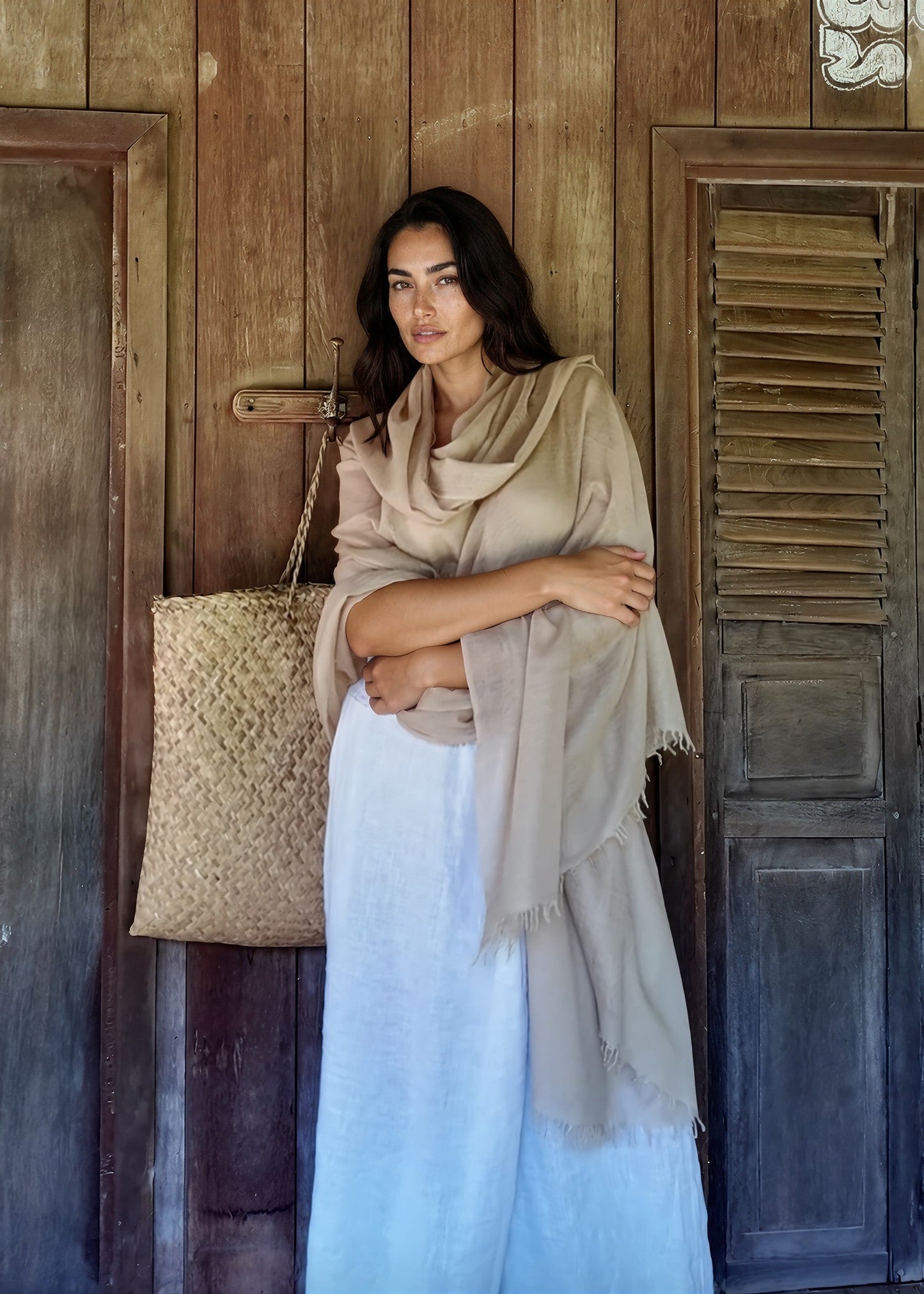 Premium Natural Cashmere Wrap – Handwoven Himalayan Luxury Shawl