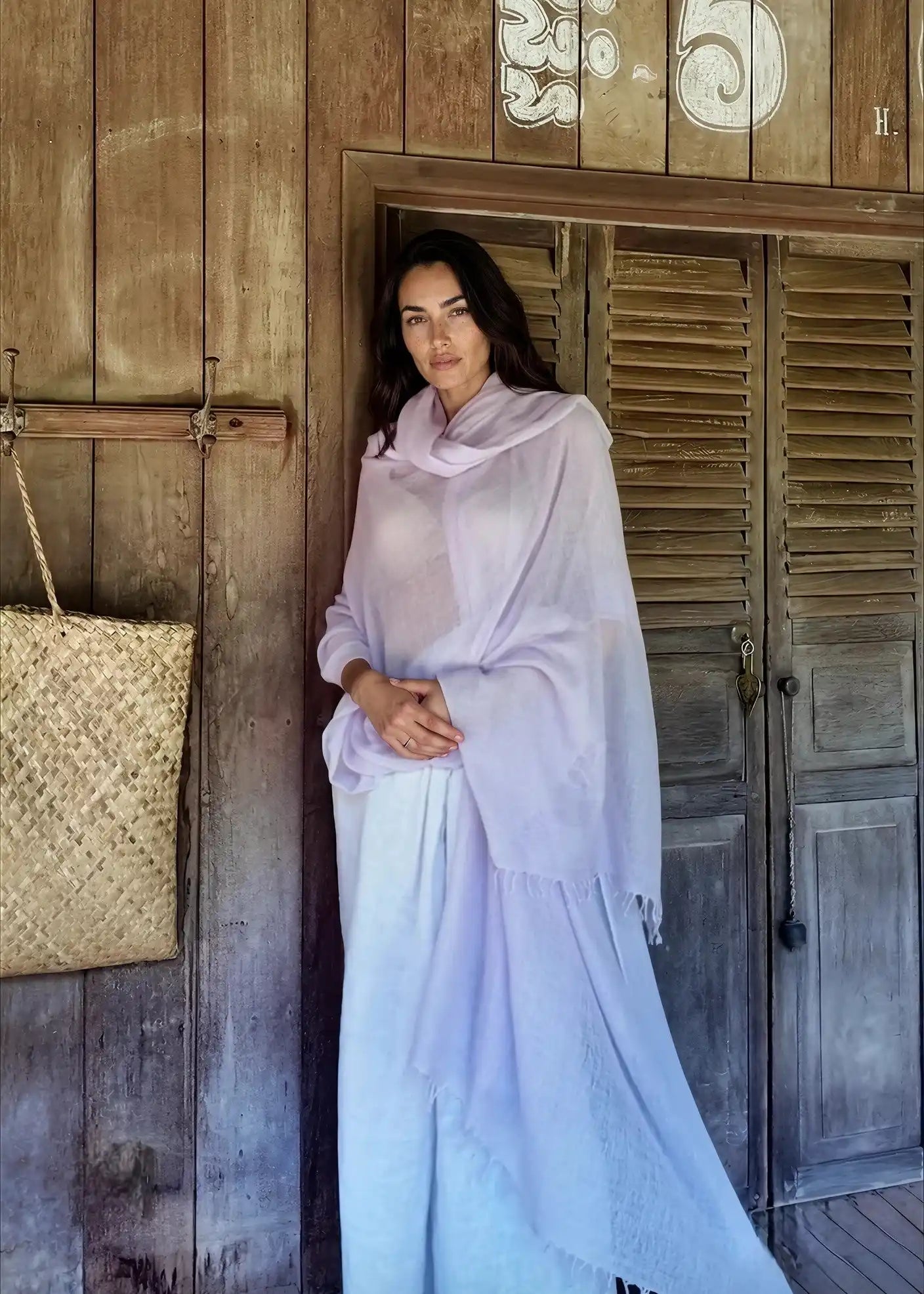 Lavender Grey Cashmere Wrap – Handwoven Himalayan Luxury Shawl