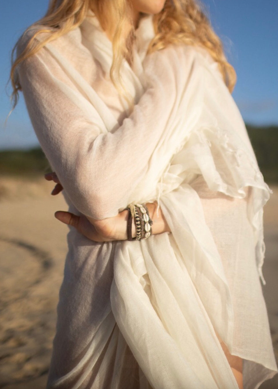 Premium White Handwoven Cashmere Wrap – Pure Himalayan Luxury Scarf