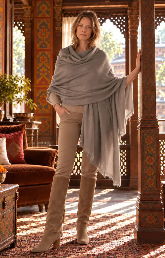 Handwoven Travel Weigh - Taupe