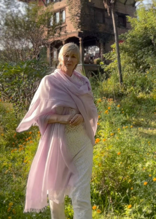 Premium Lavender Pure Cashmere Wrap - Handwoven Himalayan Luxury Scarf