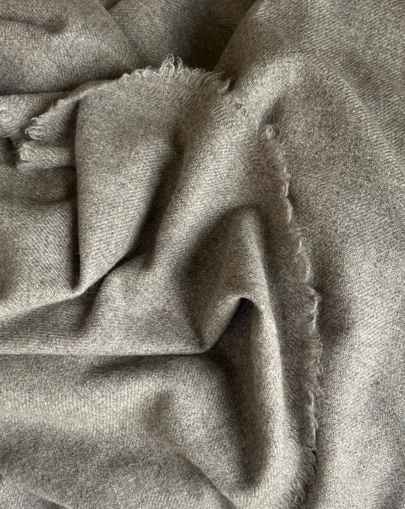 Cashmere Blanket - Grey Brown - Cashmere Luxe