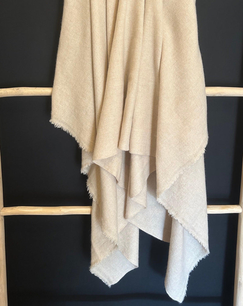Cashmere Blanket Hand-loomed Cream - Cashmere Luxe