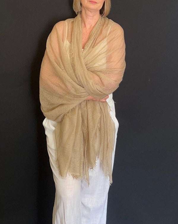 LIGHT-WEIGHT CASHMERE WRAPS - NATURAL - Cashmere Luxe