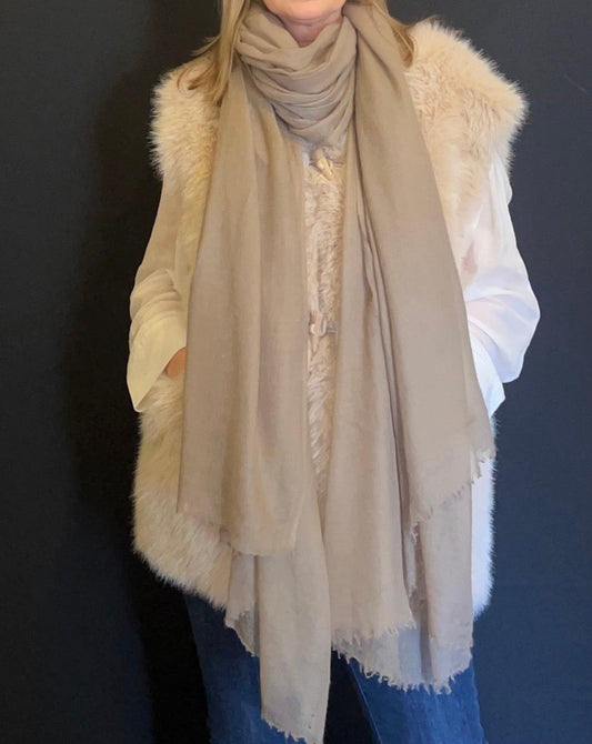 PURE CASHMERE TAUPE WRAP - Cashmere Luxe