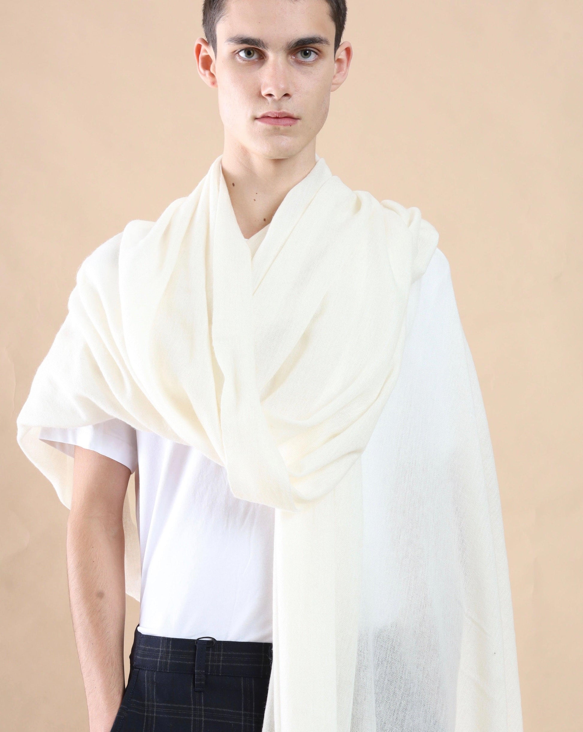 Travel Wrap White - Cashmere Luxe